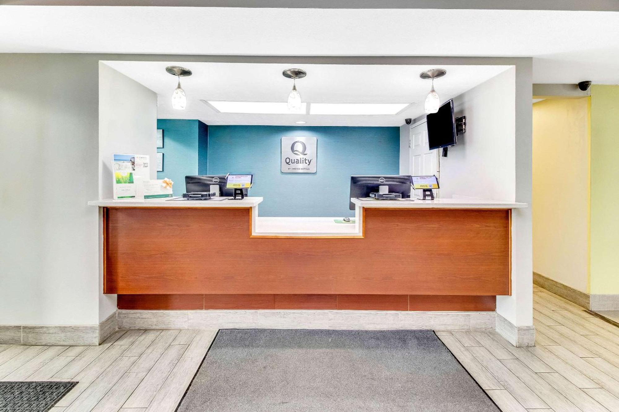 Quality Inn - White House Exterior photo